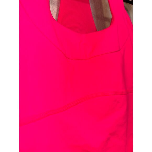 Lululemon Scoop Neck Tank w/ Built-In Bra – Hot Pink - Picture 4 of 9